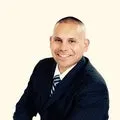 James Perez, real estate agent in Santa Ana