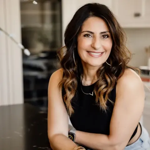 Mania Persekian, real estate agent in Mission Viejo