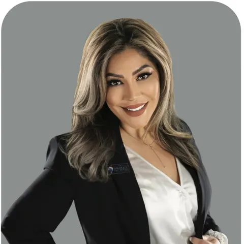 Joanna Reyes, real estate agent in Anaheim