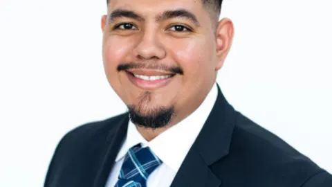 Angel Robledo, real estate agent in Long Beach