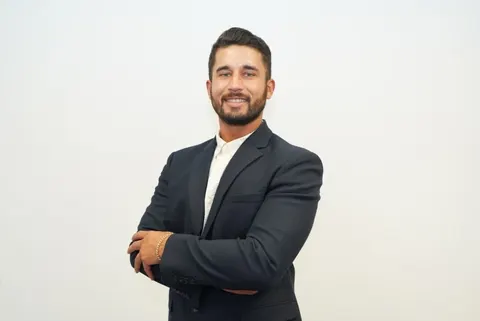 Ryan Del Toro, real estate agent in Adelanto