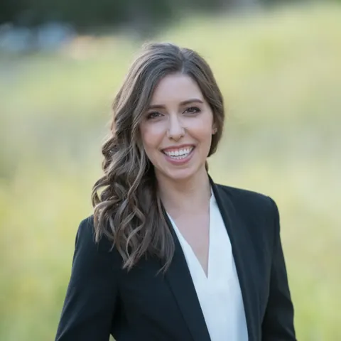 Emily Israel Sampson, real estate agent in Yorba Linda