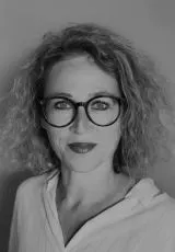 Sandra Navarro, real estate agent in Ontario