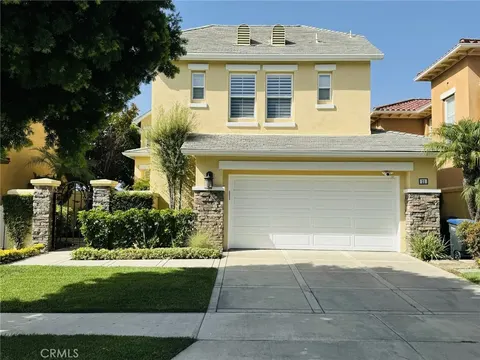 Shiang Chou, real estate agent in Newport Coast