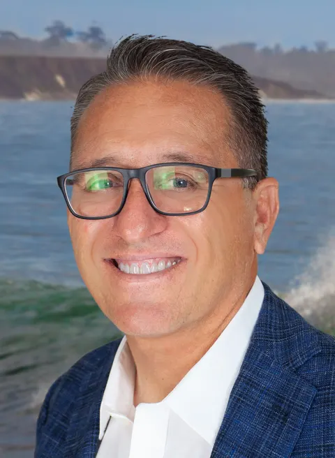 Shayda Soleymani, real estate agent in Fullerton