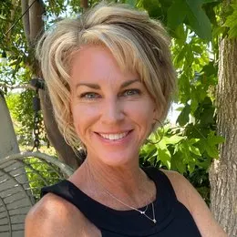 Holly Martinez, real estate agent in Orange