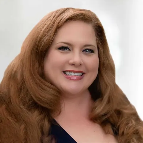 Erin Sullivan, real estate agent in Anaheim