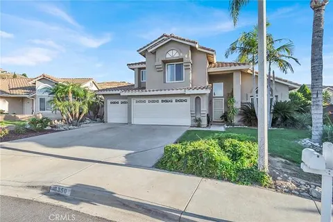 Elva Ulloa, real estate agent in Fontana