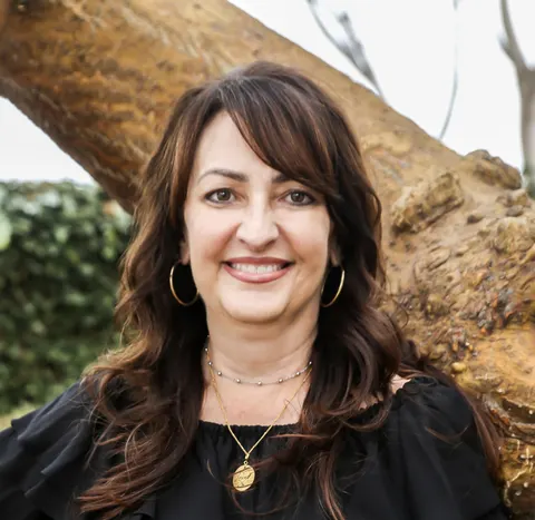 Lucille Alves, real estate agent in Murrieta