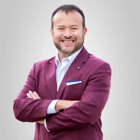 Luis Guevara, real estate agent in Norwalk
