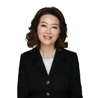 Kimberly Lee, real estate agent in Fullerton
