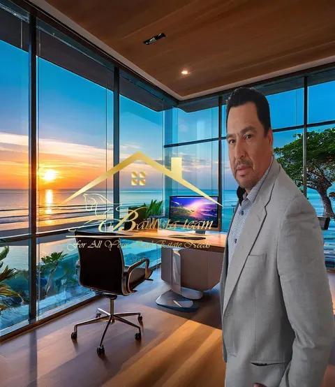 Efrain Bautista, real estate agent in Los Angeles
