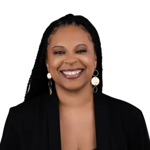 Nekaya Carter, real estate agent in Long Beach