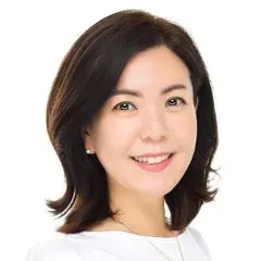 Esther Chu, real estate agent in La Mirada