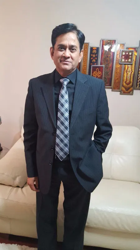 Raj Sharma, real estate agent in Long Beach