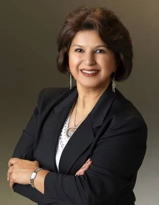 Suraya Aref, real estate agent in Aliso Viejo