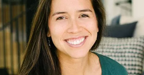 Cecilia Agraz, real estate agent in Manhattan Beach