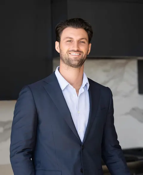 Dean Alessi, real estate agent in Hermosa Beach