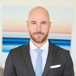 Brett Beebe, real estate agent in Hermosa Beach
