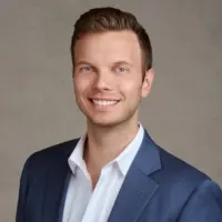 Ryan Bunke, real estate agent in Hermosa Beach