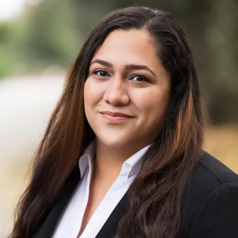 Nina Elizarraras, real estate agent in Bellflower