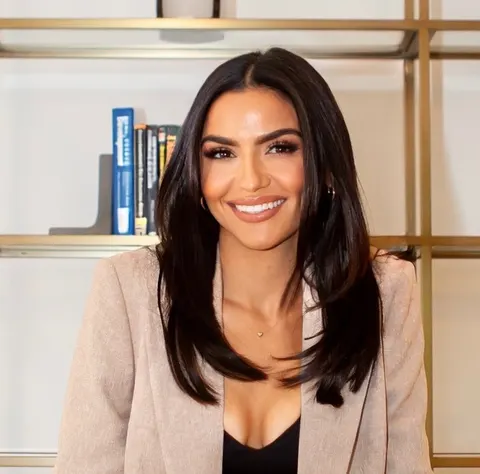 Eva Rae Guevara, real estate agent in San Pedro