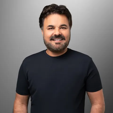 Rahul Bhagat, real estate agent in Torrance