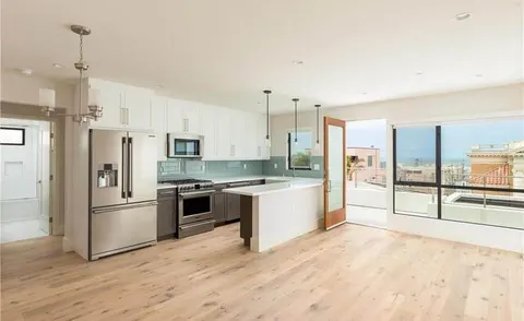 Heather Mesinovic, real estate agent in Redondo Beach
