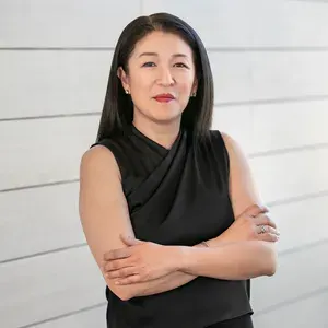 Meen Ah (Mina) Hwang, real estate agent in Redondo Beach