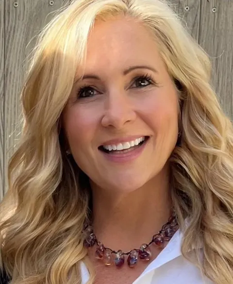 Kira Limongelli, real estate agent in Big Bear Lake