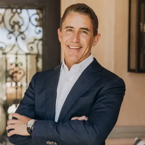 Mike Naylor, real estate agent in San Pedro