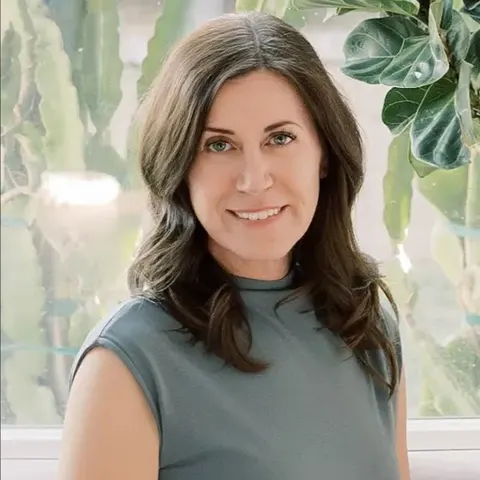 Nicole Nolan, real estate agent in Redondo Beach
