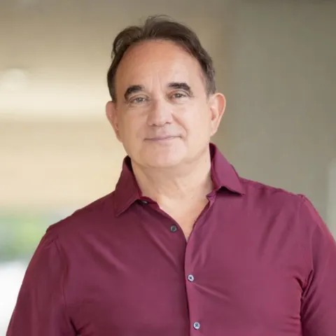 Joseph Nuzzolo, real estate agent in Redondo Beach