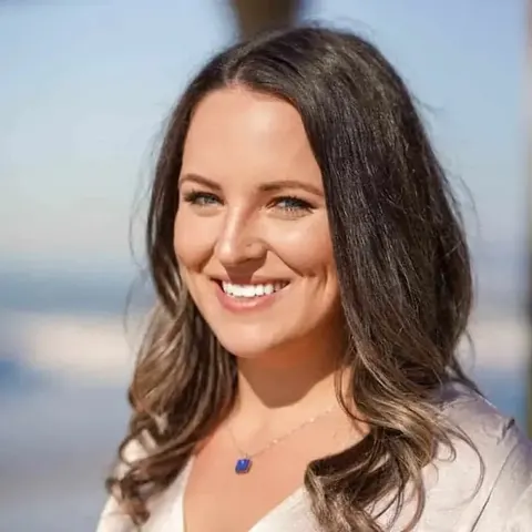 Jillian Ostick, real estate agent in Manhattan Beach