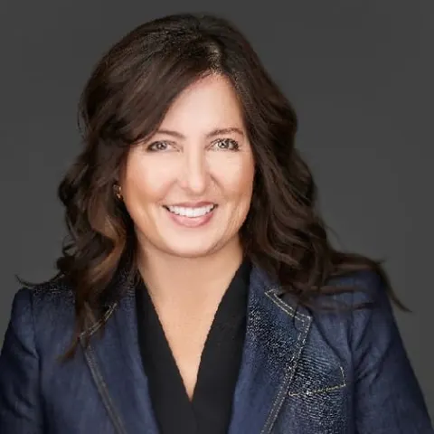Christine Green, real estate agent in Huntington Beach