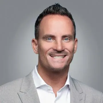 Jason C Bradshaw, real estate agent in Corona Del Mar