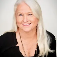 Chris Broadhurst, real estate agent in Manhattan Beach