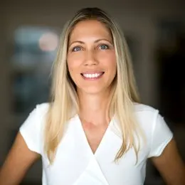 Silvia Schwar, real estate agent in Redondo Beach