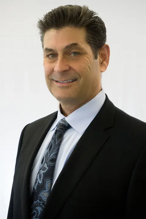 Rj Burke, real estate agent in Huntington Beach