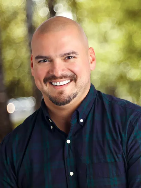 Matthew Zenteno, real estate agent in Long Beach