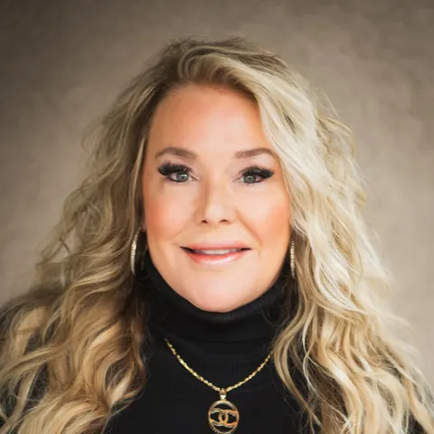 Lori Lynch, real estate agent in San Luis Obispo