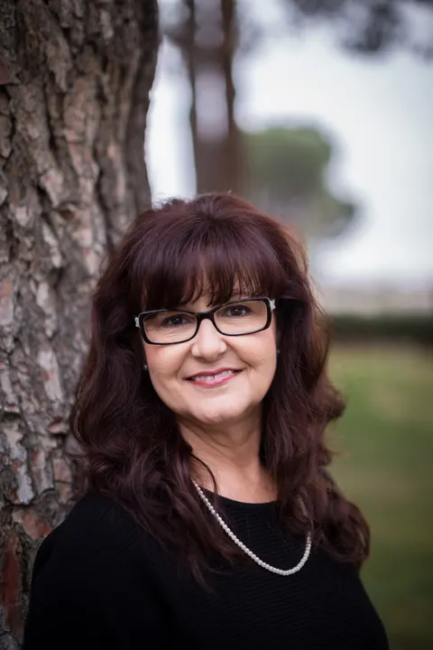 Terrye Steiner, real estate agent in Bakersfield