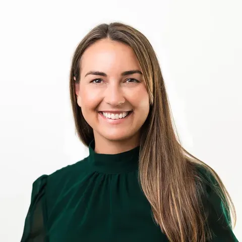 Lindsay Ashton, real estate agent in Los Osos