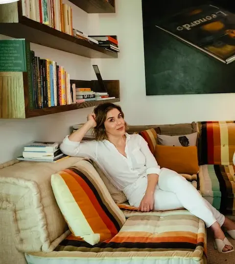 Joanna Cho, real estate agent in Los Angeles