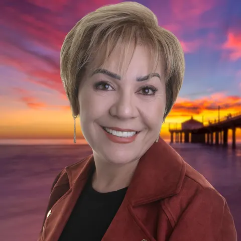 Nadra Dahdah, real estate agent in San Pedro