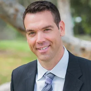 Zachary Doan, real estate agent in Lake Forest