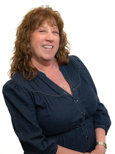 Julie Eggen, real estate agent in Corona