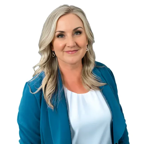 Jeanette Nelson, real estate agent in Huntington Beach