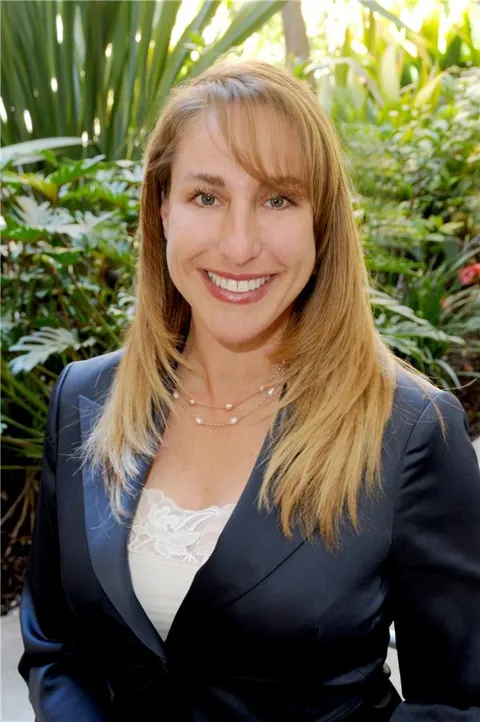 Lila Feingold, real estate agent in Huntington Beach