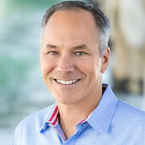 Dave Fratello, real estate agent in Manhattan Beach